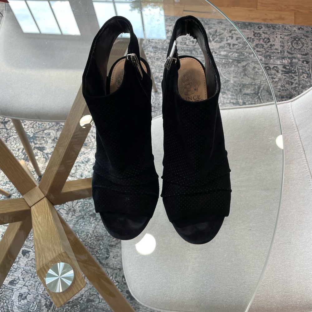 Vince Camuto Black Heeled Shoes